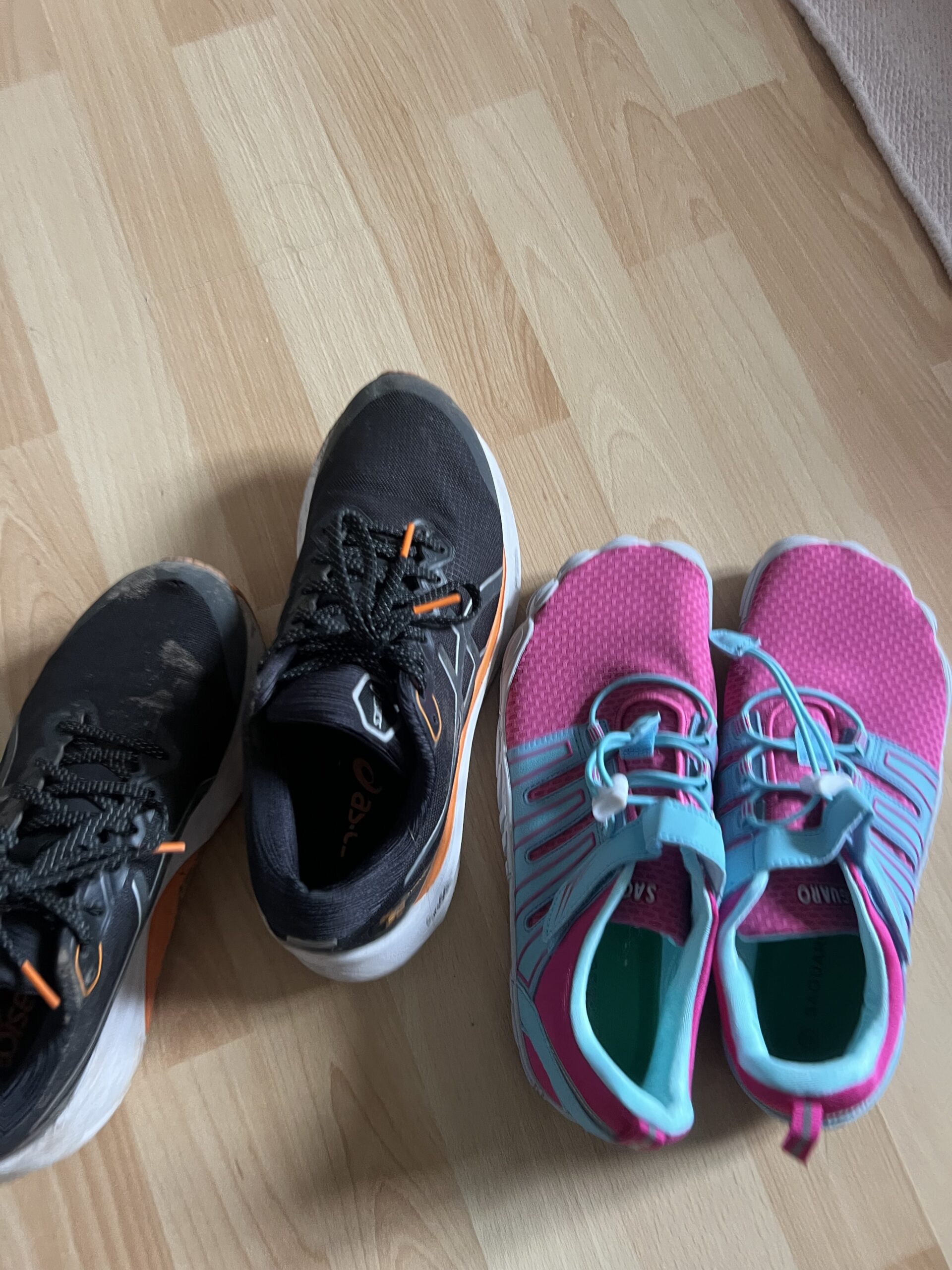 Passer aux chaussures minimalistes : guide pratique d'ostéo