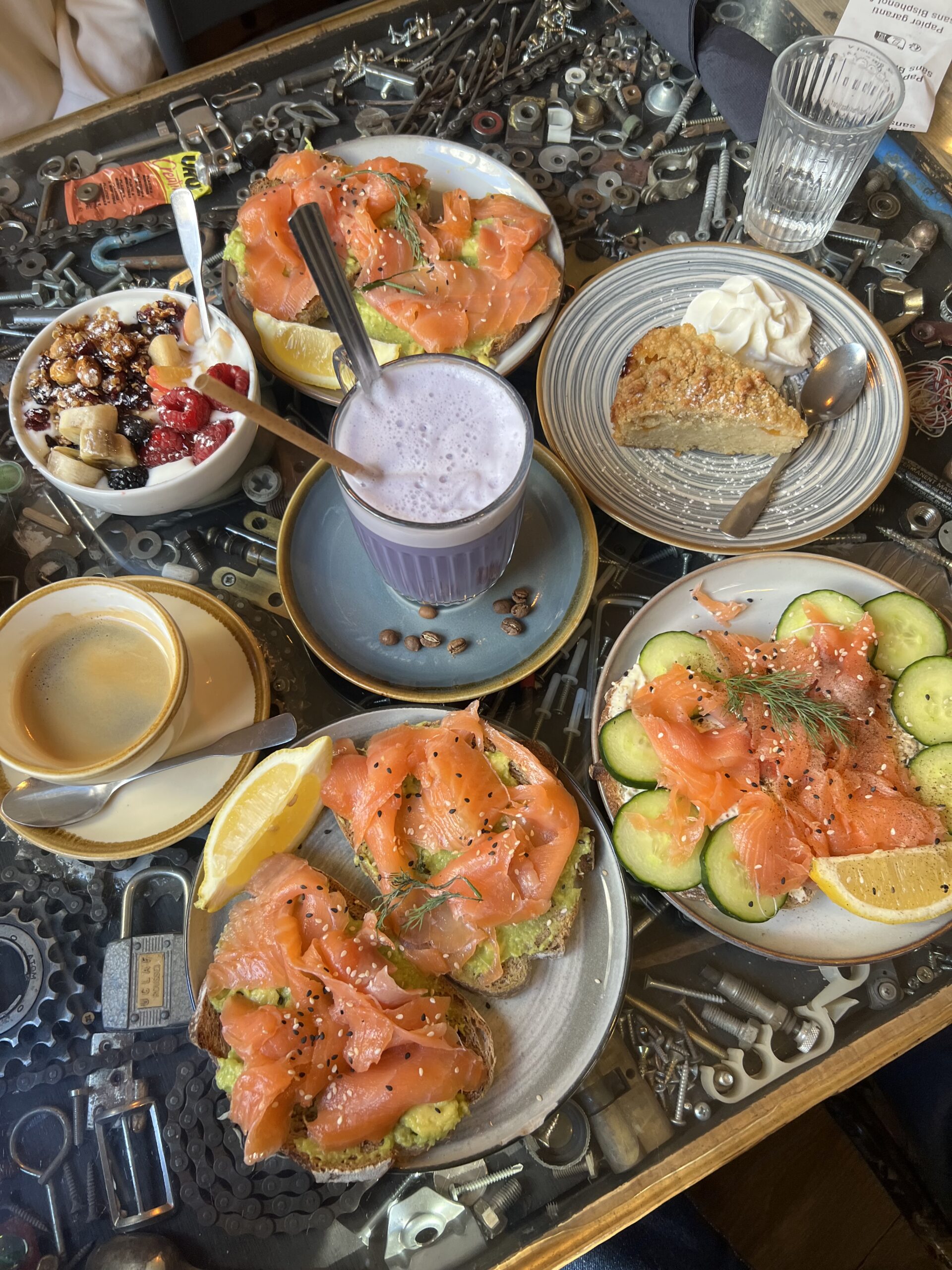 photo brunch healthy legumes close up - comprendre l'inflammation chronique - réduire une inflammation naturellement : les aliments à choisir